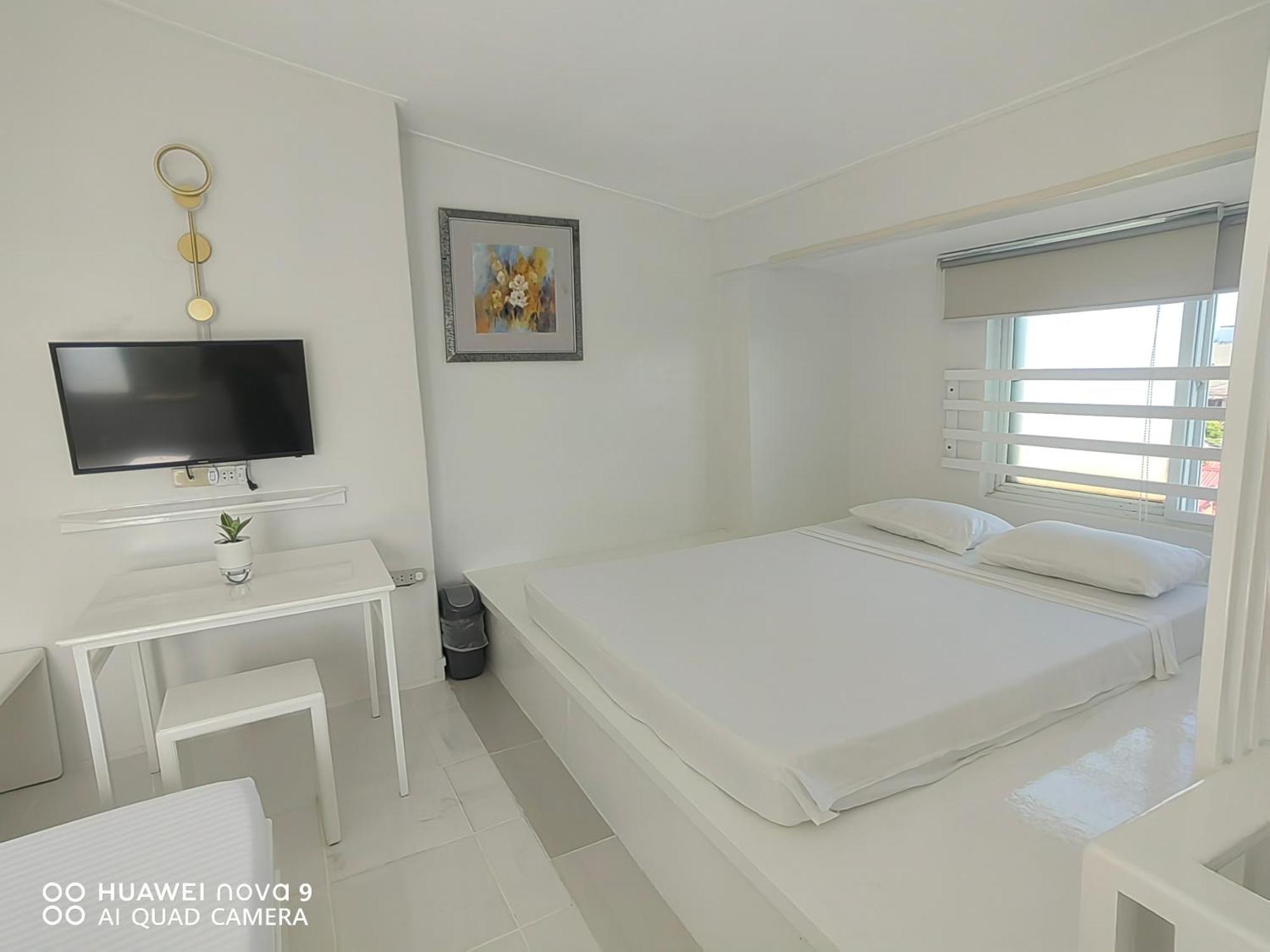 Mecasa Hotel Balabag  Екстер'єр фото