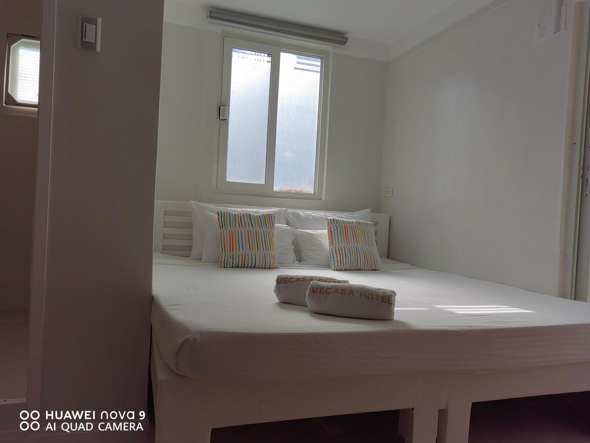 Mecasa Hotel Balabag  Екстер'єр фото