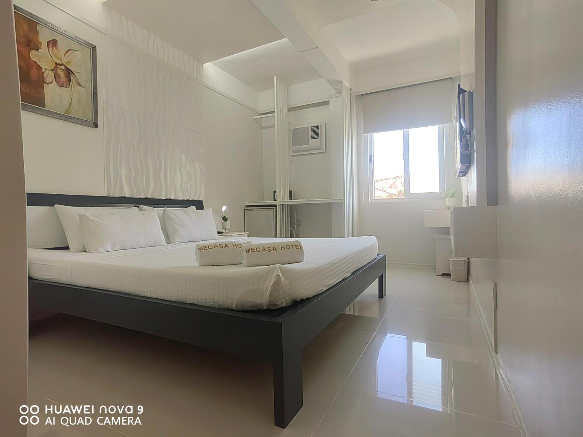 Mecasa Hotel Balabag  Екстер'єр фото