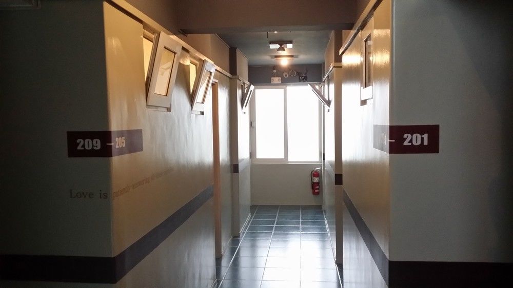 Mecasa Hotel Balabag  Екстер'єр фото